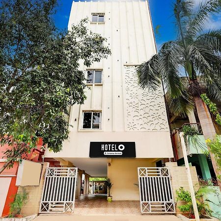 Super Hotel O Mahanadu Formerly Akshaya Bheemas Vijayawāda Екстериор снимка