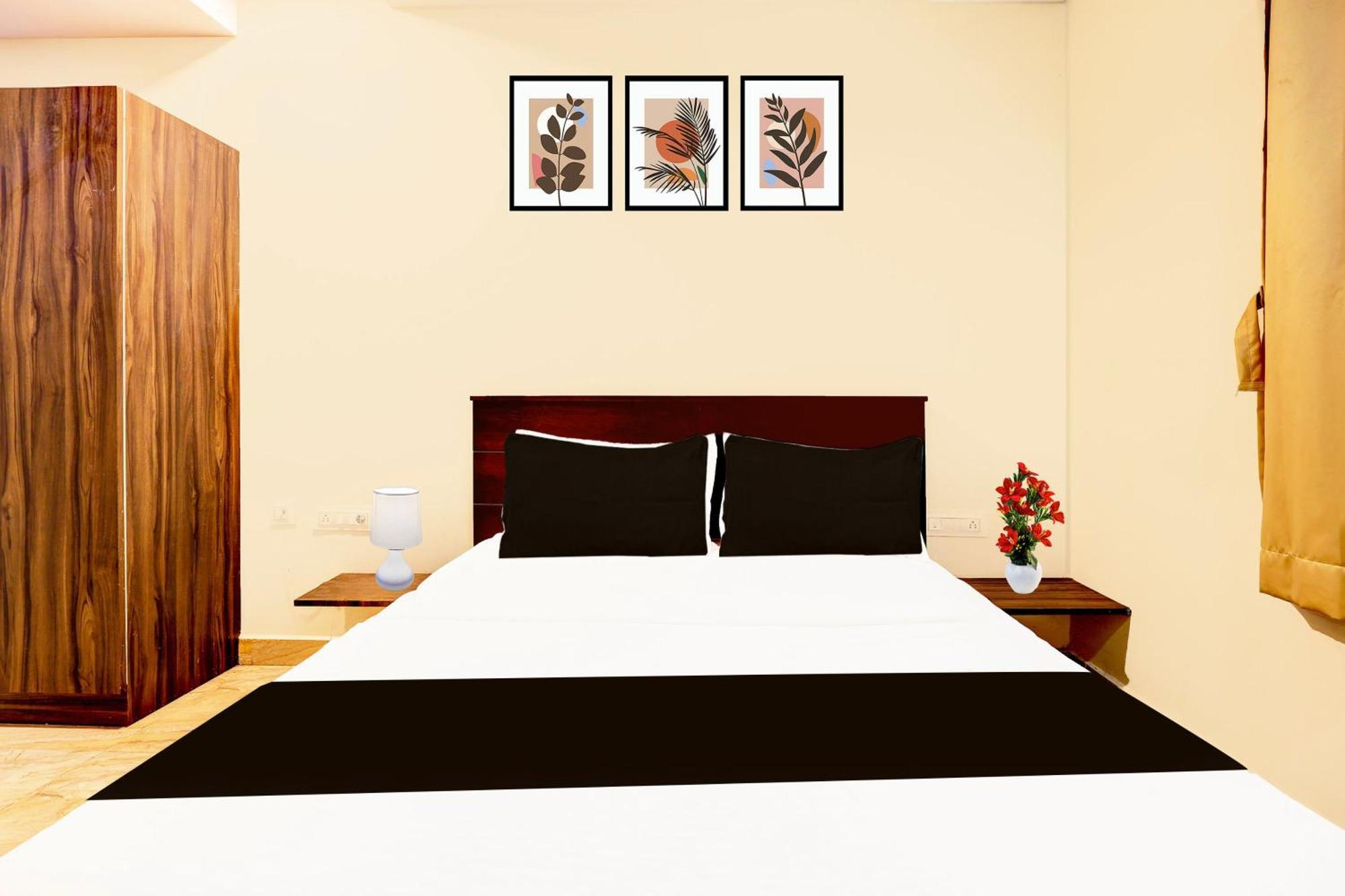 Super Hotel O Mahanadu Formerly Akshaya Bheemas Vijayawāda Екстериор снимка