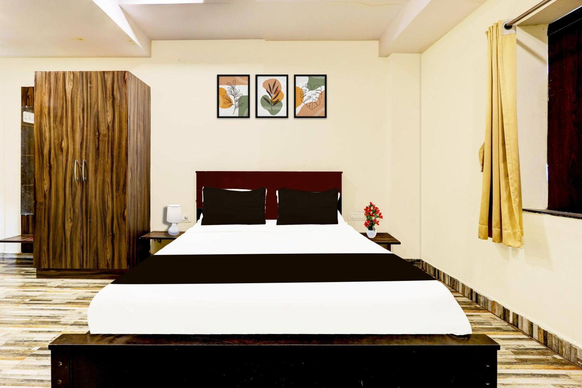 Super Hotel O Mahanadu Formerly Akshaya Bheemas Vijayawāda Екстериор снимка